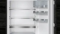 Preview: Siemens KI77SADE0 iQ500, Einbau-Kühl-Gefrier-Kombination mit Gefrierbereich unten, 157.8 x 55.8 cm, Flachscharnier mit Softeinzug