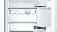 BOSCH KIF84SDE0 Serie 8, Einbau-Kühl-Gefrier-Kombination mit Gefrierbereich unten, 177.2 x 55.8 cm, Flachscharnier mit Softeinzug