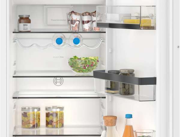 BOSCH KIL82SDD0 Serie 6 Einbau-Kühlschrank mit Gefrierfach 177.5 x 56 cm Flachscharnier mit Softeinzug