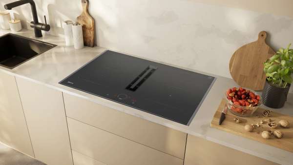 NEFF V58THQ4L0 Induktionskochfeld mit Dunstabzug, 80 cm mit Rahmen