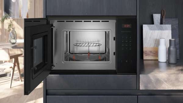 Siemens BE523LMB1 iQ300 BE523LMB1 Mikrowelle Schwarz Grill-Mikrowelle