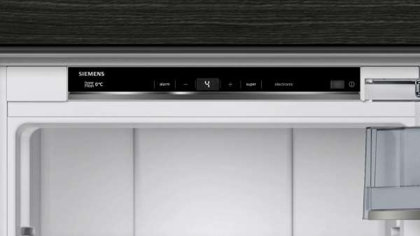 Siemens KI81FPDE0 iQ700 Einbau-Kühlschrank 177.5 x 56 cm Flachscharnier mit Softeinzug