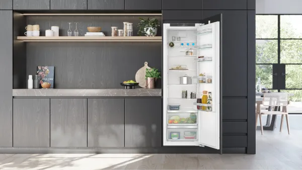 Siemens KI81RVFE0 iQ300 Einbau-Kühlschrank 177.2 x 54.1 cm Flachscharnier